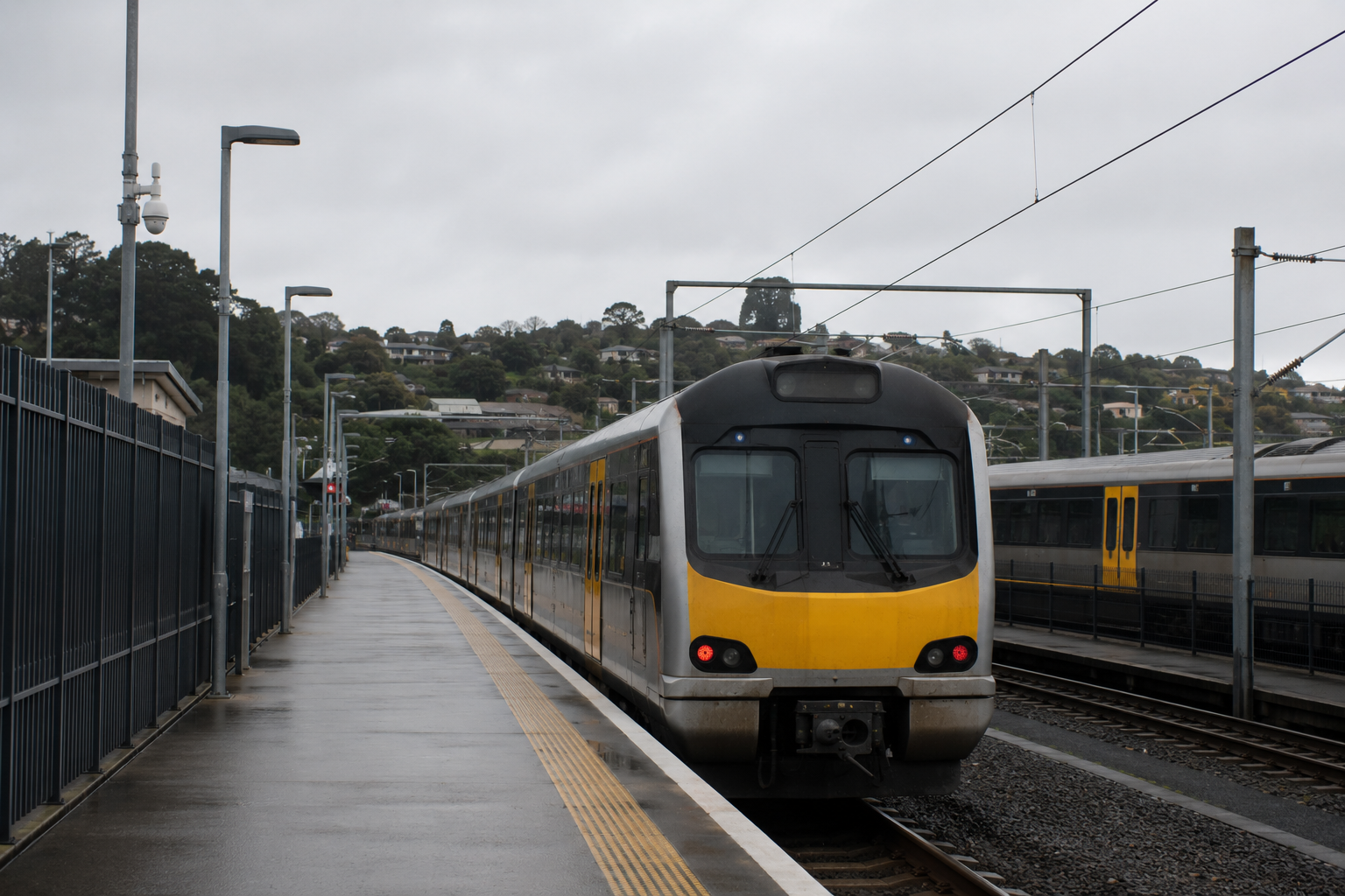 Suburban rail platform